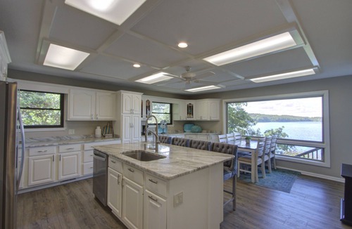 Hot Springs House | MILLION DOLLAR VIEW OF LAKE HAMILTON, HOT SPRINGS AR