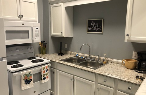 Iuka Apartment | Minutes from Pickwick Lake & 3 boat Landings. Boat Parking with 110v access.