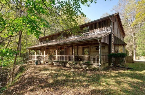 Hendersonville House | Modern Cabin With Pool Near Nashville!