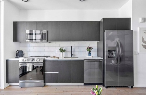 Downtown Miami Apartment | Modern Downtown Studio | Walk to Kaseya Center