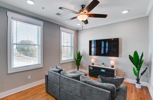 The Nations House | Modern Nashville Condo: Walk to Local Breweries!