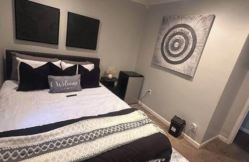 Little Rock House | Modern Private Room Easy Access to Everything