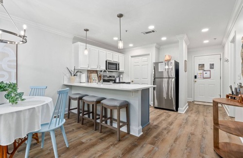 Auburn Condo | Modern, Remodeled with a Touch of Coastal Vibe