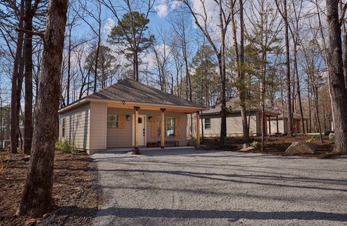 Heber Springs Cabin | Morgan's at the Little Red - Double Queen Cabin 1
