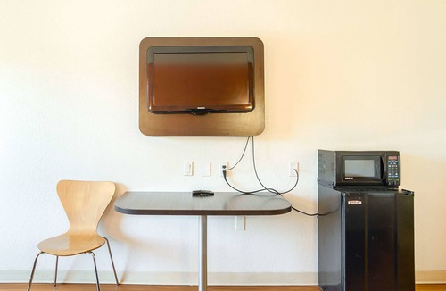 Little Rock Hotel | Motel 6 Little Rock, AR - West