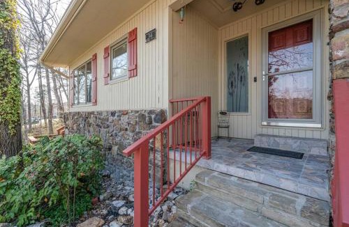 Hot Springs Village House | My Happy Place-Games, Lakeview, & Scenery Views
