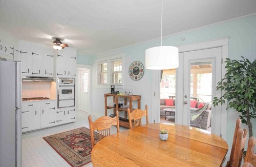 Shelby Hills Apartment | * Nashville Backyard Oasis * 8min to Broadway