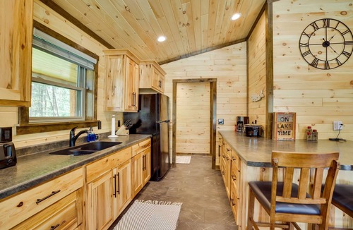 Hatfield Cabin | Near Memorial Park: Lake Arbutus Vacation Rental