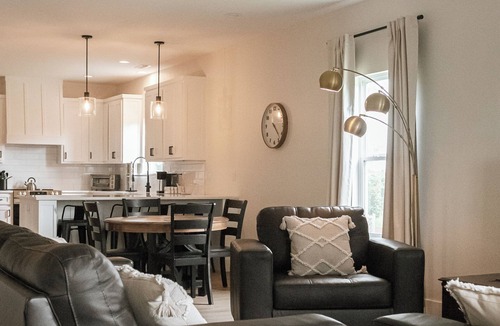 Lowell House | New build near Beaver Lake