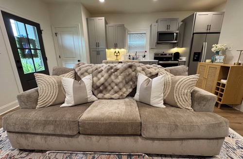 Oxford Condo | New Construction Luxe 1-bedroom condo in Oxford close to Ole Miss Campus!