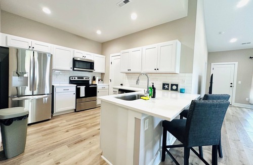 Wichita House | New Cozy Spacious 4BR House!