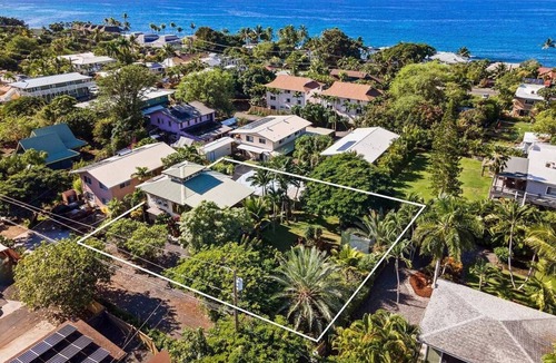 Kailua-Kona Cabin | New - Hōkūle'a Cabin