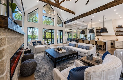 Eatonton Cabin | NEW! Lake Oconee 5BR Ultra-Luxury Lakefront Home with top amenities! Sleeps 14