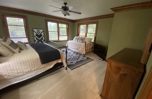 Redgranite Cabin | New! Luxury Lakefront Lodge - Pier, Beach, Boats, Hot Tub, Fire pits, Fireplaces