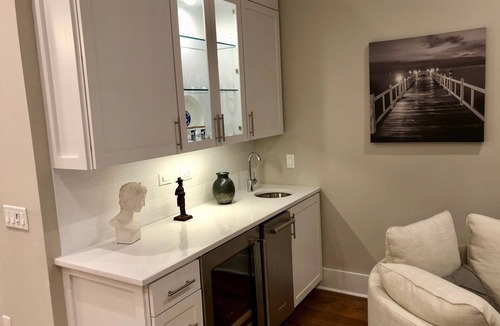 Oxford Condo | New Luxury Oxford Square Condo at Harrison Square