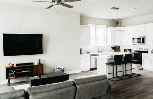 Youngsville House | New Luxury Townhome