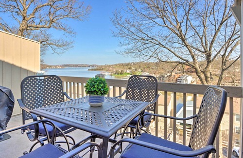 Osage Beach Condo | NEW! Osage Beach Condo w / pools and boat dock access
