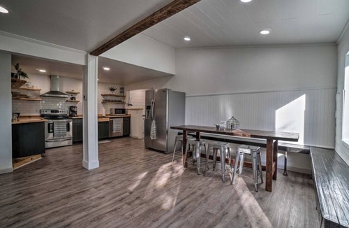 Mount Juliet House | Newly Remodeled Lake-View Home