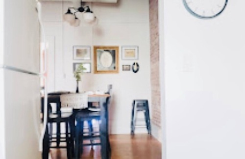 Manchester Apartment | Newly renovated apartment in historic downtown Manchester