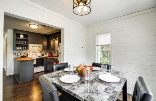 Mountain View House | Oak St