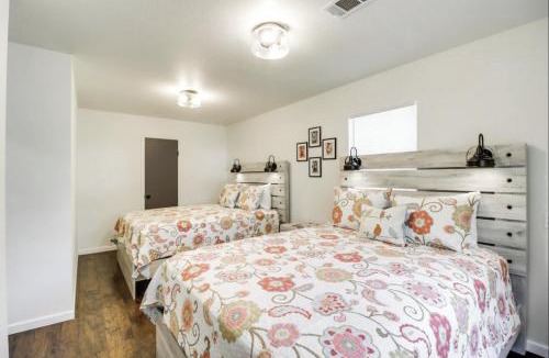 Mountain View House | Oak St