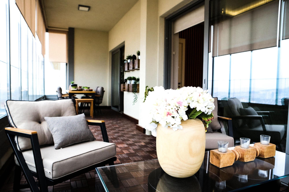 Upper Telegraph Apartment | Oak Suite