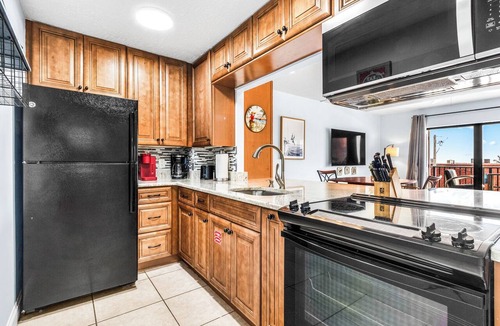 Avon By The Sea Condo | Oceanview Condo Next to Cocoa Beach Pier w/Heated Pool, BBQ Grills & Rooftop Access ☀️