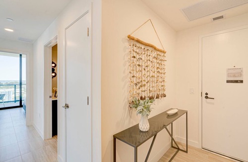 North Beach Condo | Oceanview Corner 2BR/2BA in Miami Beach + Beach Club 1710GP