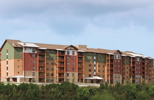 Sevierville Resort | OFFICIAL LISTING | Wyndham - Great Smokies 2 BR: w Adventure Park, Pools, & Golf