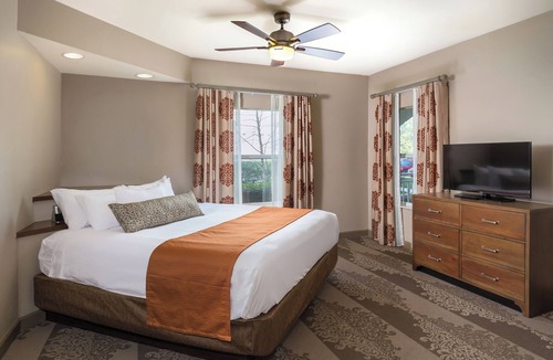 Pennington Bend Resort | OFFICIAL LISTING | Wyndham - Nashville 1BR Suite w/Pool, FREE WIFI, and more!