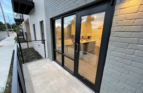 Midtown Apartment | Overton Square Unit w/Gated Parking/10min to Beale St