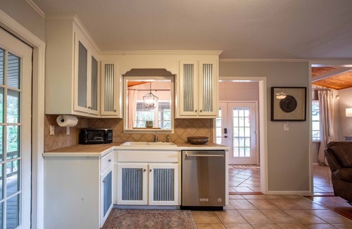 Oxford Cabin | Oxford Hillside Hideaway