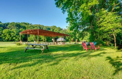 Powell Apartment | Ozark Escape! Cabin w/On-Site Hiking & Fishing
