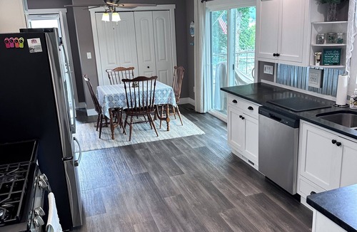 Gravois Mills House | Peggy's Paradise- Like NEW- 3 Bdrm Lakefront Home on Gravois Arm, Lake of Ozarks