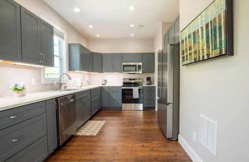 Troy Apartment | Perfect new construction apartment centrally located in Troy.