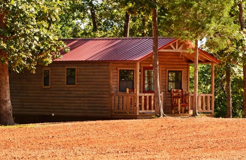 Buchanan Cabin | PET FRIENDLY 🐾 Cabin#1 Swan Bay Cabins & RV Park, Paris Tn, Kentucky Lake