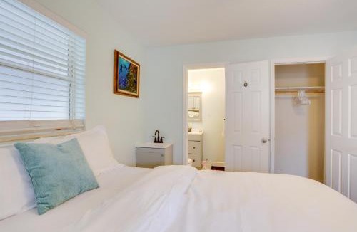 North River Shores Apartment | Pet-Friendly Stuart Studio < 3 Mi to Downtown!