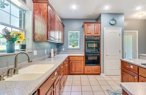 Vilonia House | Pet-Friendly Vilonia Home w/Fenced Yard & Grill!