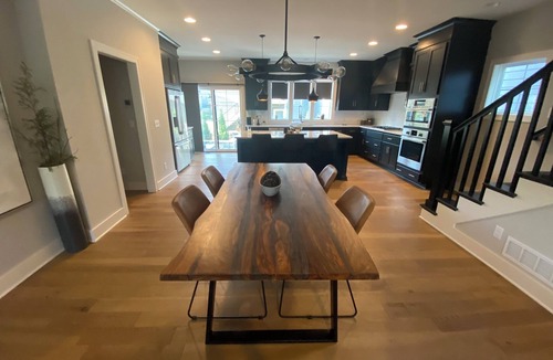 Plaza Westport House | Plaza Place - 5 minute walk to Country Club Plaza