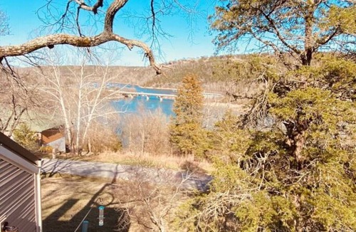 Holiday Island House | Pool+Lakeview+Wifi@The Big Chill on Table Rock Lake