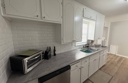 Wichita House | Quaint 3-bedroom house with AC in welcoming Wichita