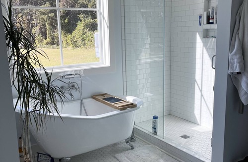 Oxford House | Quaint farmhouse