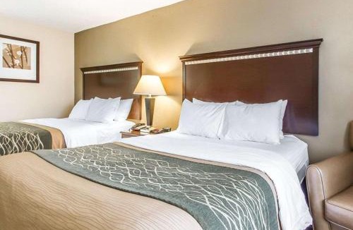 Macomb Hotel | Quality Inn Macomb near University Area