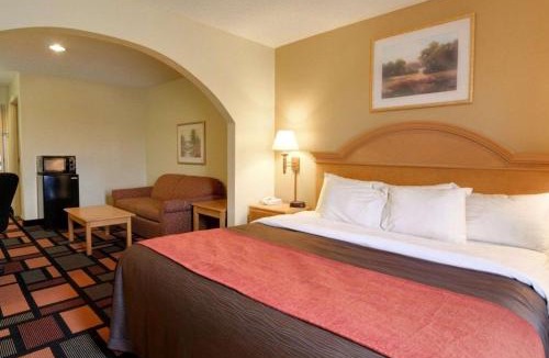 Malvern Hotel | Quality Inn & Suites Malvern