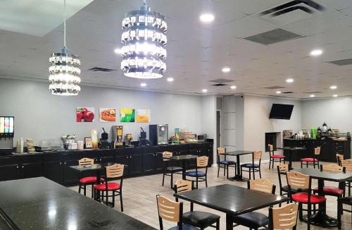 Terre Haute Hotel | Quality Inn Terre Haute University Area