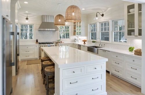 Pepin County House | RATED ONE OF THE TOP VRBO'S IN MN MONTHLY MAGAZINE! INTERIOR DESIGNER OWNED