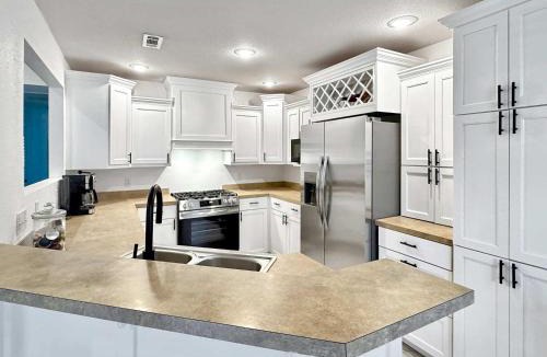 Fayetteville House | Razorback Retreat- 5 mi to University of Arkansas