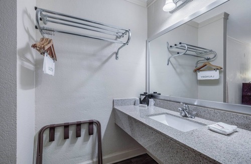 Forrest City Hotel | Red Roof Inn Forrest City