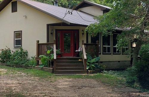 Sylvan Shores House | Relax and Rejuvenate in this Peaceful, Wooded Oasis.