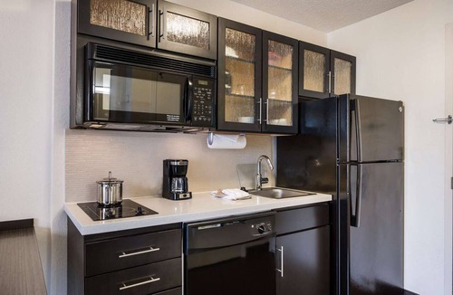 Nassau Bay Hotel | Relax and Unwind! Pet-Friendly Property, Kitchen, Onsite Parking!